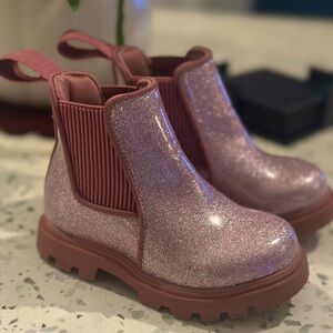 Native boots size c6 - EUR 22 - UK 5